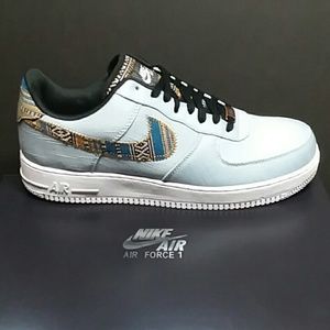 Nike Air Force 1 '07 LV8 new in box